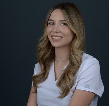 Dr. Denisa Gligor - Parodontologie și odontoterapie